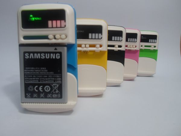 Cargador de bateria universal con USB