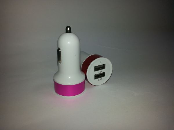 Adaptador de cargador para vehiculo
